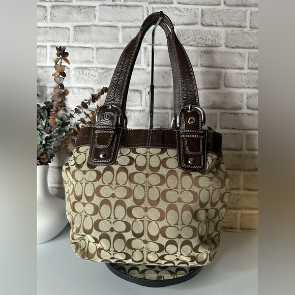 Coach Signature vintage Canvas Soho Shoulder Bag f15047 - Picture 3 of 13